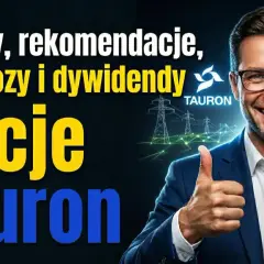 Analizy, prognozy i dywidendy. Akcje Tauron – dobra inwestycja? Mężczyzna z kciukiem w górę na tle farm wiatrowych i paneli słonecznych.