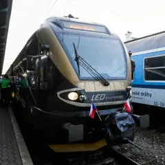 Leo Express Kraków: Autobusy czy pociągi? Znajdź swój odjazd!