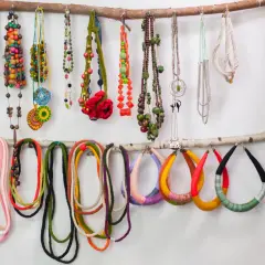 Jak przechowywać kolczyki? Koniec z plątaniną! Gotowe i DIY