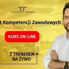 Uśmiechnięty mężczyzna w białej koszuli zaprasza na kurs online "Certyfikat Kompetencji Zawodowych" z trenerem na żywo. W tle cysterna.