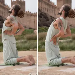 Hombre en postura del camello yoga, mostrando los beneficios de apertura del pecho y flexibilidad de la columna.