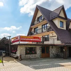 Odkryj centrum Bukowiny Tatrzańskiej: Atrakcje, jedzenie, noclegi