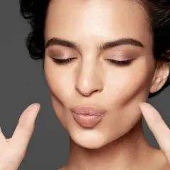 ¿Realmente funciona la gimnasia facial para rejuvenecer tu piel?