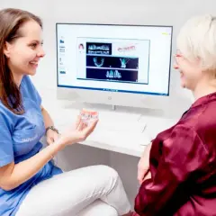 Czym się różni dentysta od stomatologa – poznaj prawdę o ich rolach