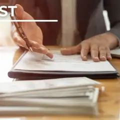 Pomoc prawna: Kto udziela, co obejmuje i jak skorzystać?