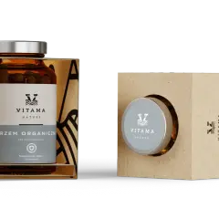 Krzem organiczny w kapsułkach od Vitama Nature. Opakowanie suplementu diety z brązowej butelki w kartonowym pudełku.