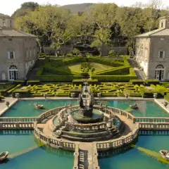 Giardini rinascimentali con fontane e labirinti di siepi a Bagnaia, Viterbo.