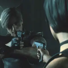 Leon i Ada celują do siebie z broni. Kluczowa scena z Resident Evil 2 poradnik.