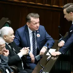 Czy Konfederacja popiera PiS? Złożona prawda o ich relacjach