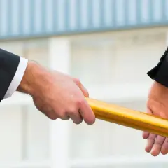 Passaggio di testimone: la gestione dell'indennità di accompagnamento dopo morte, un nuovo inizio.