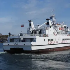 Ile trwa rejs z Gdańska na Hel? Poznaj czas i najlepsze opcje transportu