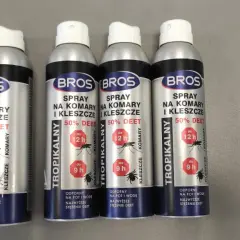 Cztery puszki sprayu BROS na komary i kleszcze, każdy z 50% DEET, zapewniający ochronę do 12h przed komarami i 9h przed kleszczami.