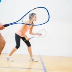 Squash Olsztyn - najlepsze kluby i korty do gry w squash