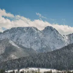 Gdzie leży Giewont? Odkryj jego lokalizację w Tatrach Zachodnich