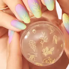 Ile trwa zrobienie manicure hybrydowego i co wpływa na czas wykonania