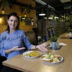 Co zjeść w Toruniu? Odkryj najlepsze lokalne smaki i restauracje