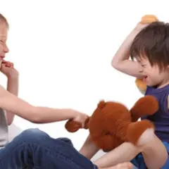 Agresywne dziecko w przedszkolu - jak zgłosić problem i pomóc