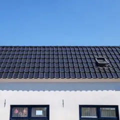  Dachówki fotowoltaiczne - sprawdź ceny i opinie na temat dachówek solarnych