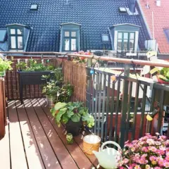 Czym tanio wyłożyć balkon? Tanie i łatwe sposoby na metamorfozę