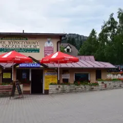 Gdzie zjeść w Karłowie? Odkryj najlepsze lokalne restauracje