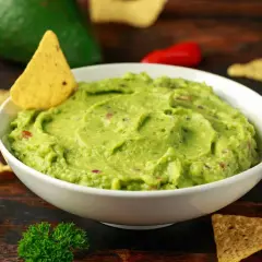 Gorzkie guacamole jak uratować: skuteczne sposoby na poprawę smaku