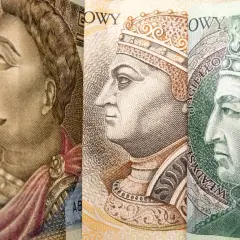 Fragmenty banknotu 1000 zł z wizerunkami królów. Widoczne portrety władców w profilu, ozdobione koronami i strojami.