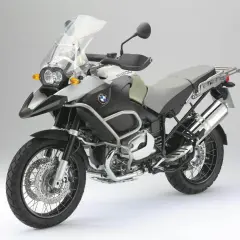 BMW GS 1200 Adventure. Poznaj dane techniczne tego potężnego motocykla turystycznego, idealnego na każdą drogę.