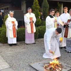 Jak wygląda msza w wielką sobotę? Odkryj, dlaczego jej nie ma