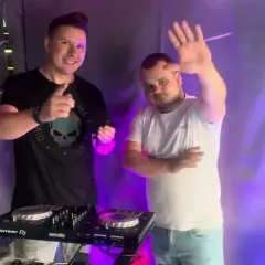 DJ Akun wiek, imię i nazwisko, droga na szczyt