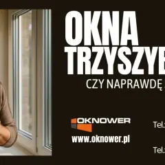 Uśmiechnięty mężczyzna z kubkiem w dłoni patrzy przez okna trzyszybowe. Reklama firmy OKNOWER.