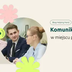 Mężczyzna i kobieta prowadzą rozmowę, kluczowa jest komunikacja werbalna w miejscu pracy.