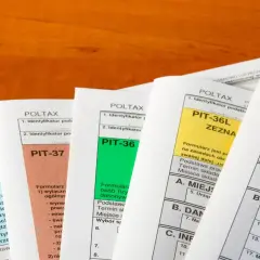 Ile kosztuje rozliczenie PIT-11? Sprawdź ukryte opłaty i porady