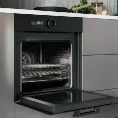Piekarnik do zabudowy: Pyroliza, para, smart jak wybrać idealny?