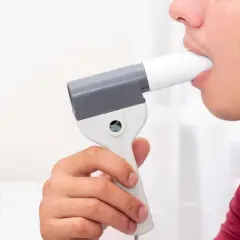 Jak prawidłowo używać spirometru? Poradnik krok po kroku