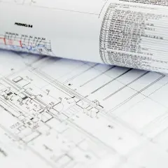Plany domu i szczegółowe zestawienia elementów instalacji. Zastanawiasz się, ile bierze rzeczoznawca za wycenę domu?