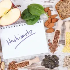 Suplementy na niedoczynność tarczycy: Co naprawdę działa?