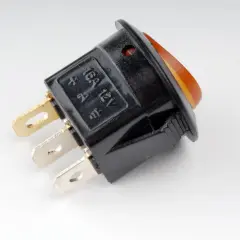 Przełącznik 12V do instalacji w domu, oznaczony 16A. Idealny do sterowania oświetleniem lub innymi urządzeniami.