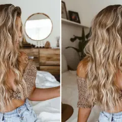 Blondynka z burzą falowanych włosów, niczym po dniu na plaży. Jej luźne, beach waves hair idealnie komponują się z letnią stylizacją.