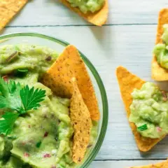 Guacamole: Jak przechowywać, by było zielone i świeże na dłużej?