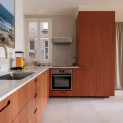 Cocinas modernas de madera: calidez, diseño y funcionalidad para tu hogar