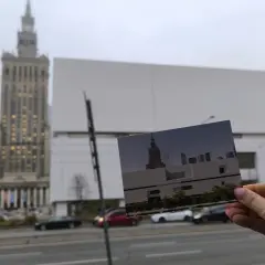 Praca w muzeum sztuki nowoczesnej: Jak zacząć i co Cię czeka?