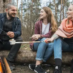 Gdzie kamperem na majówkę? Odkryj najlepsze miejsca i atrakcje