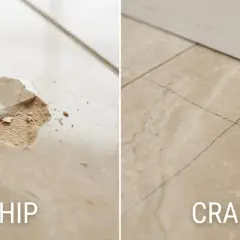Dettaglio di una piastrella con una scheggiatura e un'altra con crepe, per mostrare come camuffare una piastrella rotta.