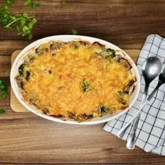Zapiekanka z brokułami i pieczarkami: przepis jak z Kwestii Smaku