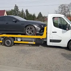 Czy wolno holować samochód na autostradzie? Przepisy i konsekwencje