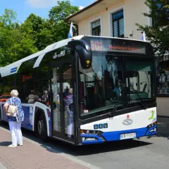 Wieliczka: Autobus zastępczy? Znajdź przystanki i jedź bez stresu!