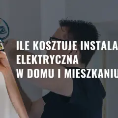 Elektryk pracuje nad plątaniną przewodów. Dowiedz się, ile kosztuje instalacja elektryczna w domu i mieszkaniu.