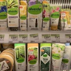 Co warto kupić w DM? Odkryj najlepsze produkty, które zachwycają