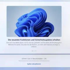 Windows 11 Installation: Schritt 1 von 3, Download läuft. Die Dauer der Windows 11 Installation kann variieren.
