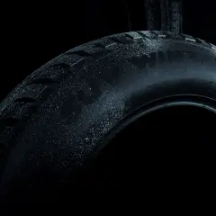 Jakie opony do SUV 4x4 wybrać, aby zapewnić bezpieczeństwo i komfort?